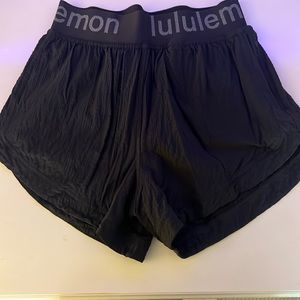 Logo Waistband High-Rise Training Short size 4